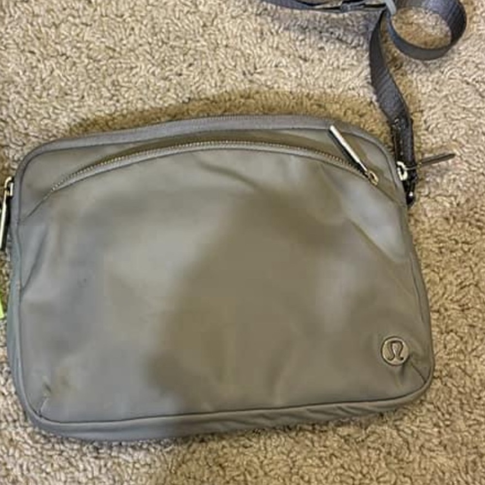 Lululemon Crossbody/Belt Bag